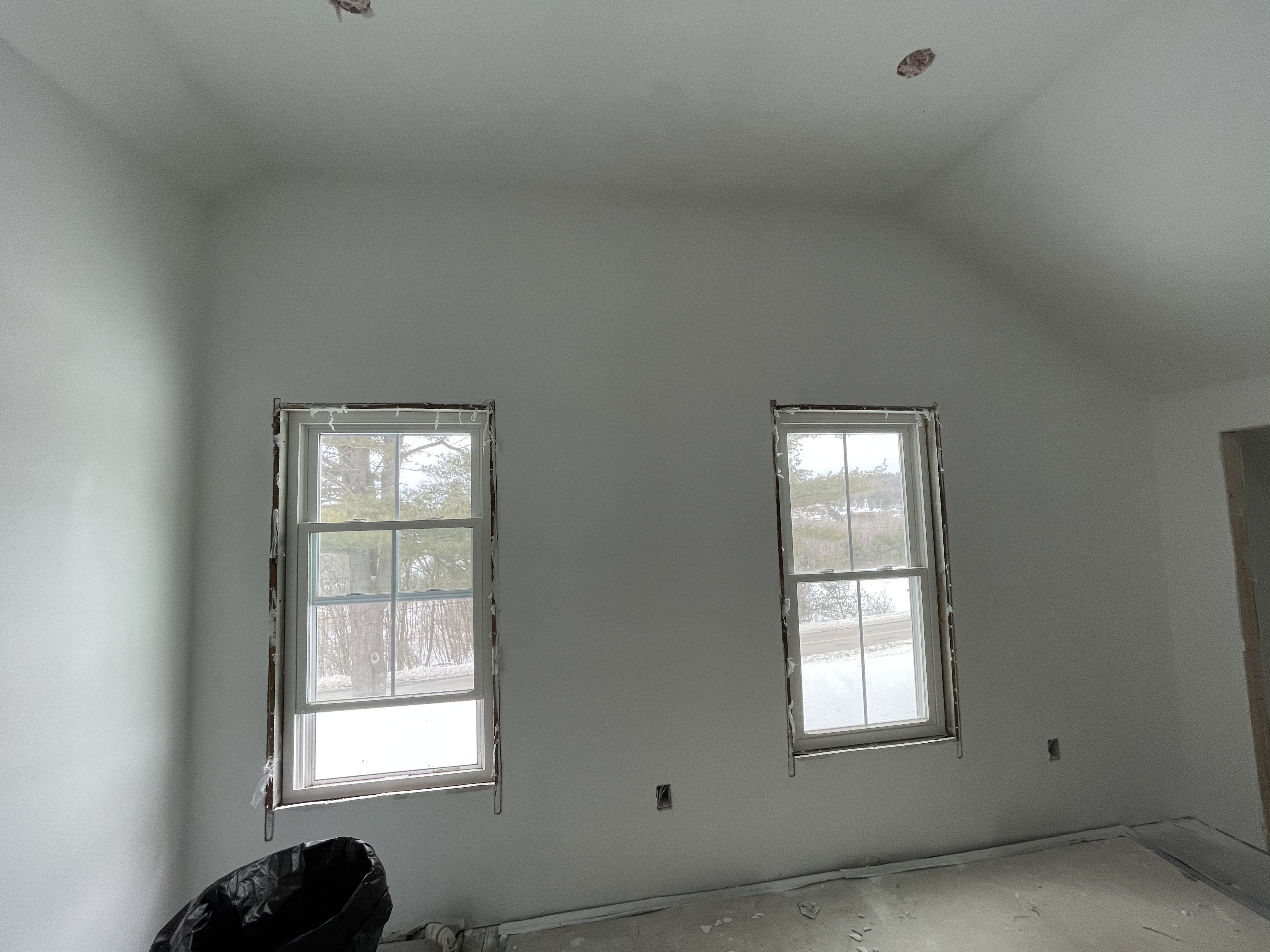 TL Drywall & Painting LLC: Service Image-9